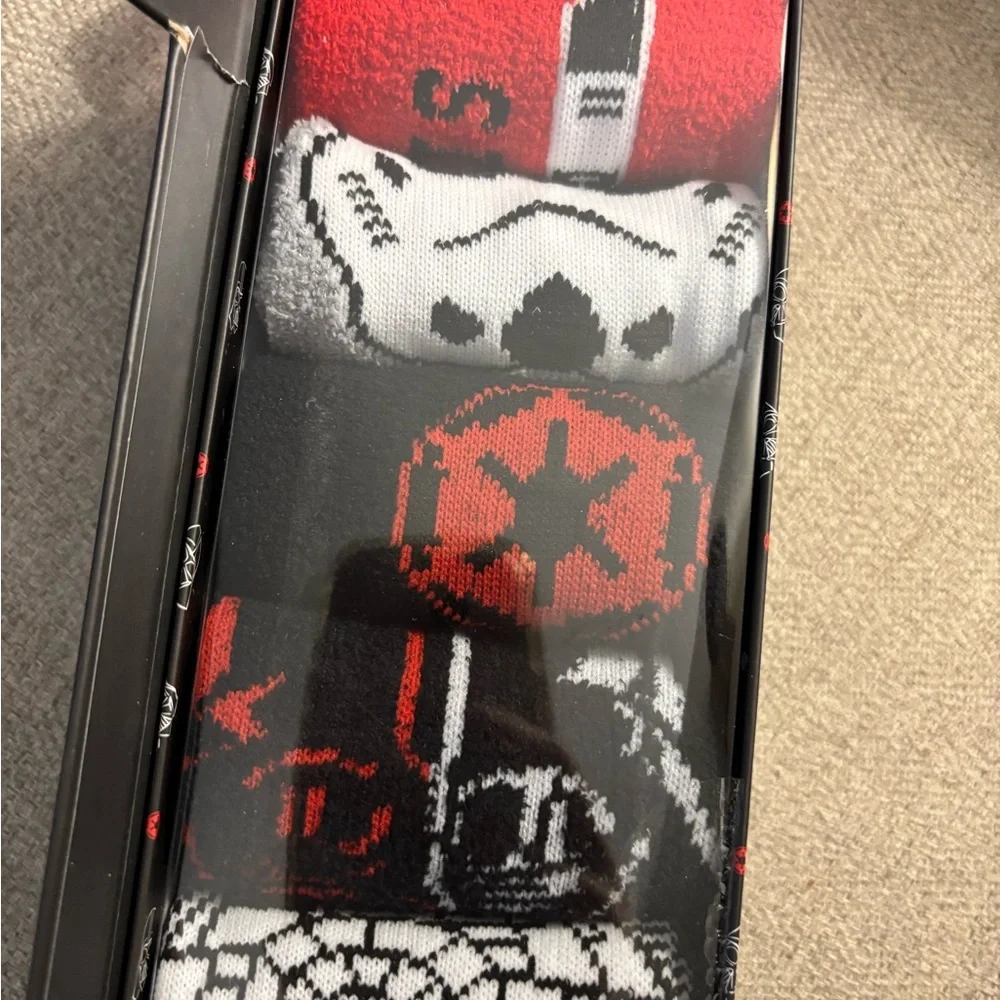 Disney Star Wars 7-Pack Men's Crew Socks Gift boxed New Sz 6-12